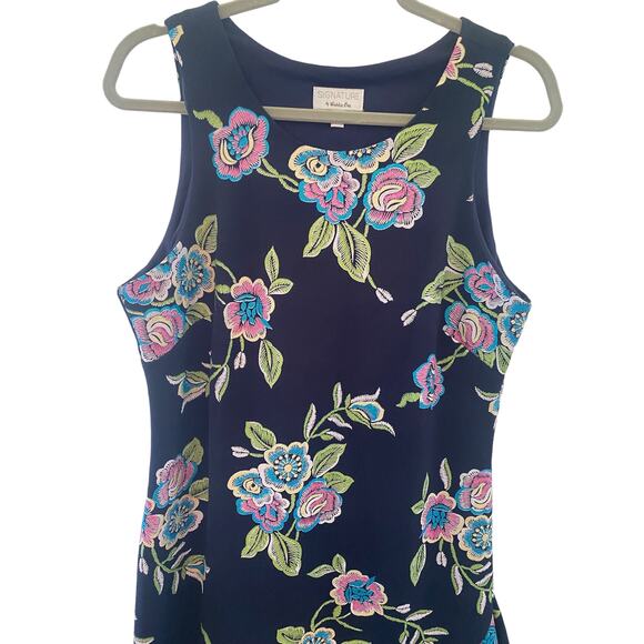 Signature by Robbie Bee. Size Large - Picture 10 of 16